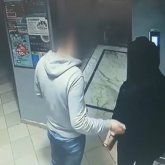 Аяжан Едилова вошла с убийцей в лифт – опубликовано видео
