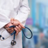 Почти 60 шымкентских медиков переводят в частную клинику без их согласия