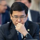 Как казахстанцы отреагировали на "совет" главы МОН выпускникам уезжать за границу