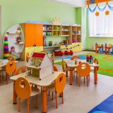Зарплату воспитателям детских садов повысят в Казахстане