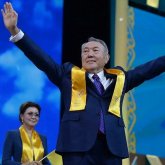 «Казахи возвели на престол проходимцев»: Турсунов – о правлении Назарбаева