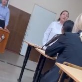 «Знайте свое место!»: школьники сняли на видео угрозы учителя
