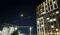 Неизвестные объекты пролетели в небе над Астаной
