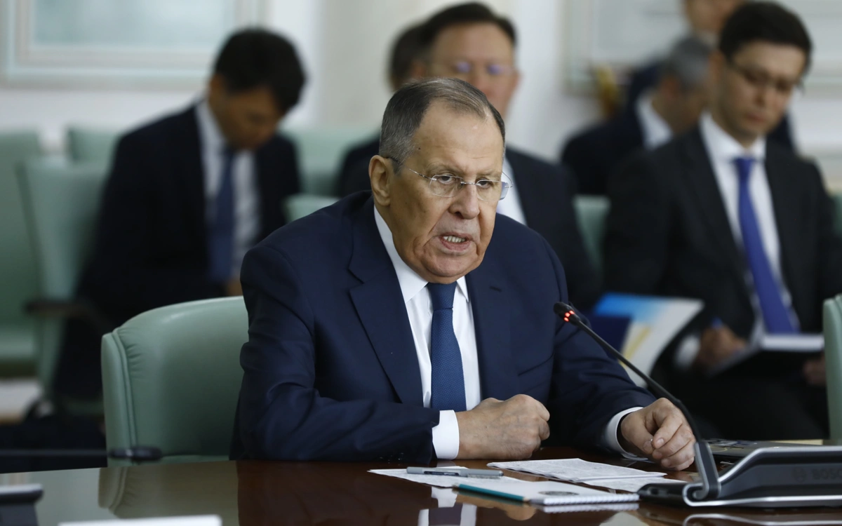 Три совместные школы планируют открыть в России и Казахстане — Лавров