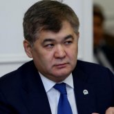 Бывшему министру Биртанову продлили домашний арест