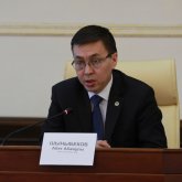 "Абат Шыныбеков, вы что творите?!". Акиму Уральска задали неудобные вопросы