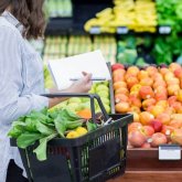 Чья правда? В Минторговли заявили о снижении цен на продукты, в Нацбанке - о повышении
