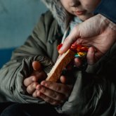 Досым Сатпаев – о многодетных семьях: Зреет бомба замедленного действия