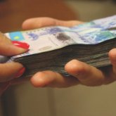 Бухгалтер за три года присвоила миллион тенге с пенсионных отчислений в ВКО