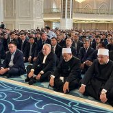 Нурсултан Назарбаев снова вышел в свет