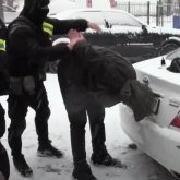 Вымогавшего миллион долларов у фермеров мужчину задержали в ЗКО
