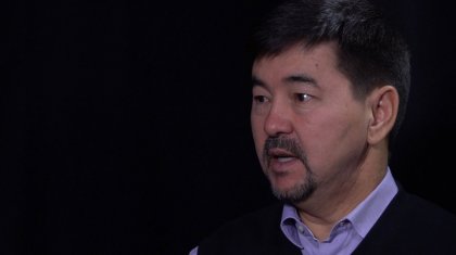С Маргулана Сейсембаева потребовали деньги "по добру по здорову"