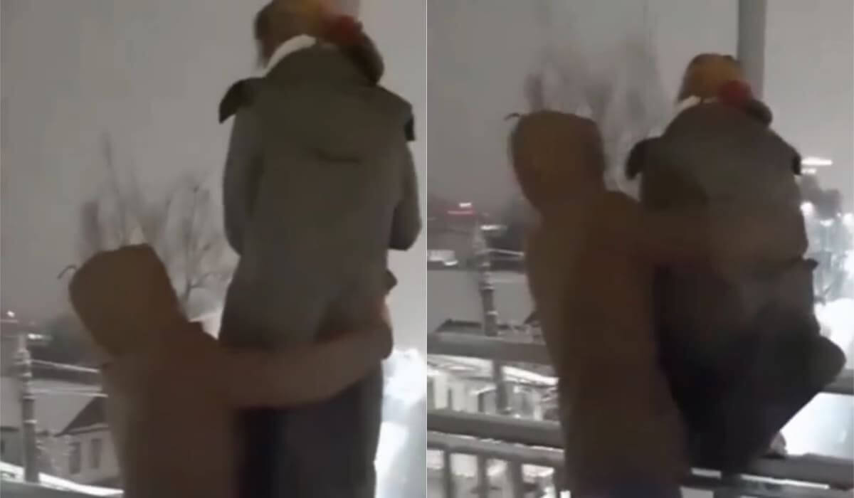 «Успели схватить ее»: женщина попыталась спрыгнуть с моста в Алматы