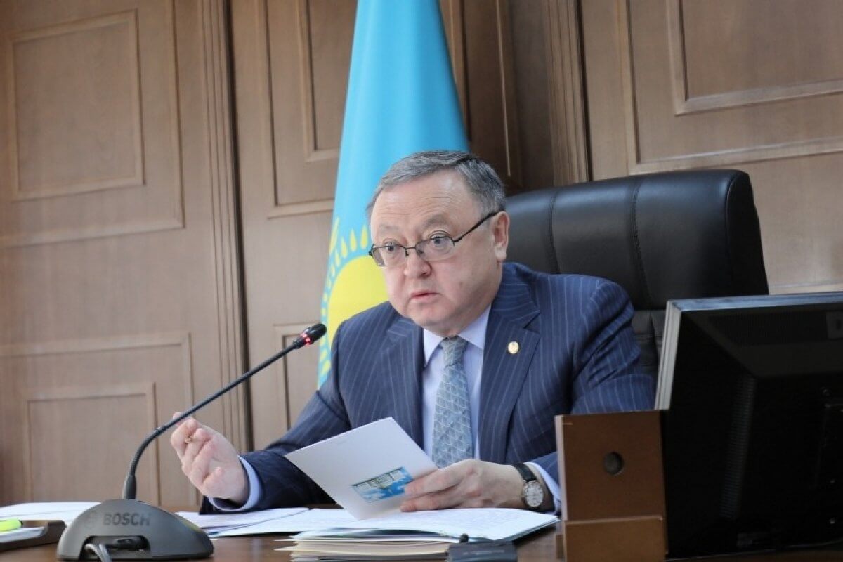 Аким Уразалин бастующим нефтяникам: покажите доказательство