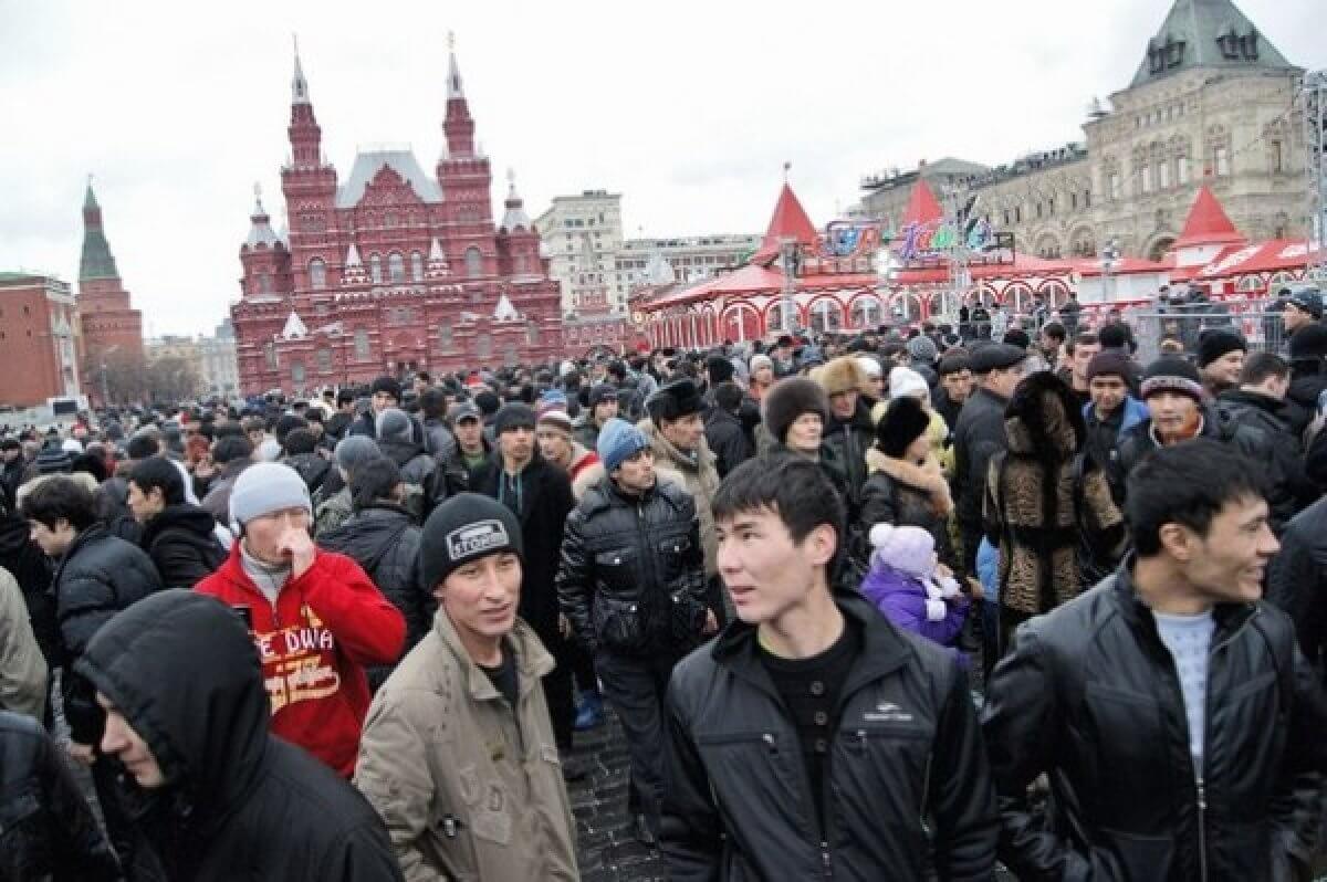 Госуслуги в Москве переведут на казахский язык