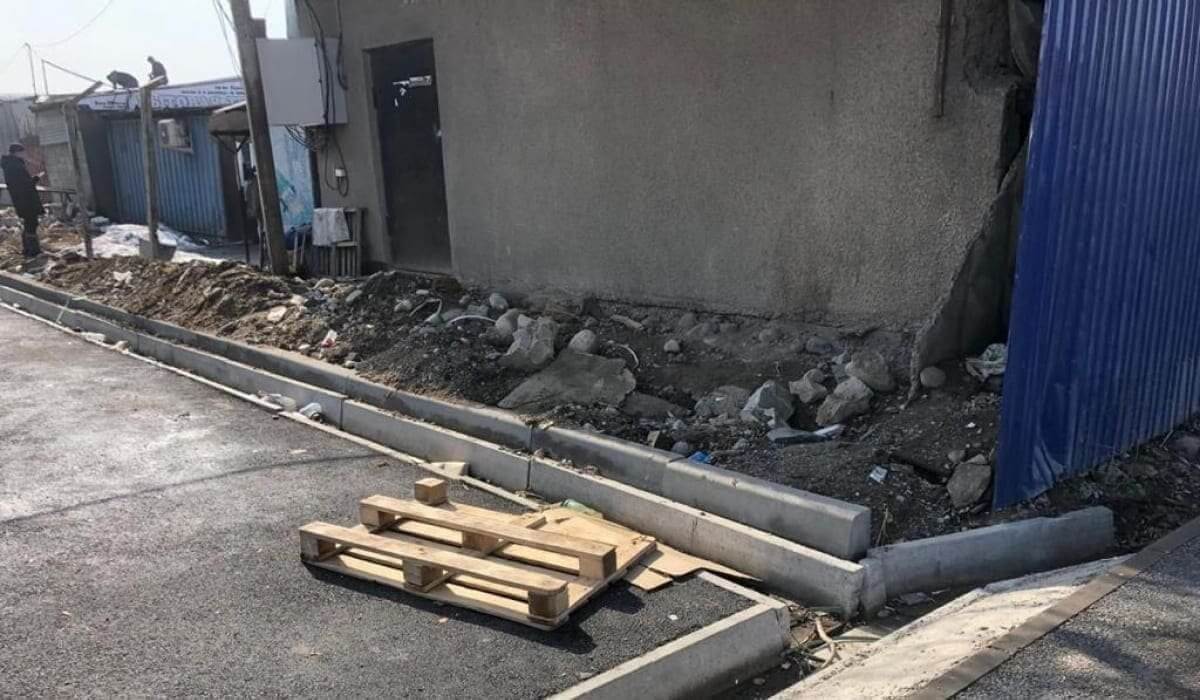 Владельцы рынка "Рахат" провоцируют и манипулируют торговцами в Алматы
