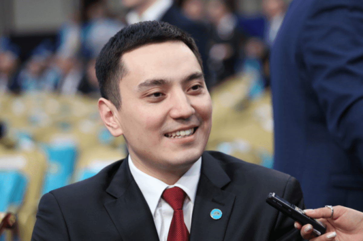 Сыгравший Назарбаева актер получил должность в столичном акимате