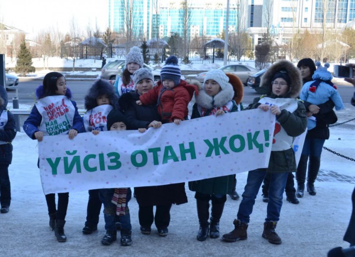 Многодетные мамы снова митингуют. Бесстрашие или бесполезная борьба?