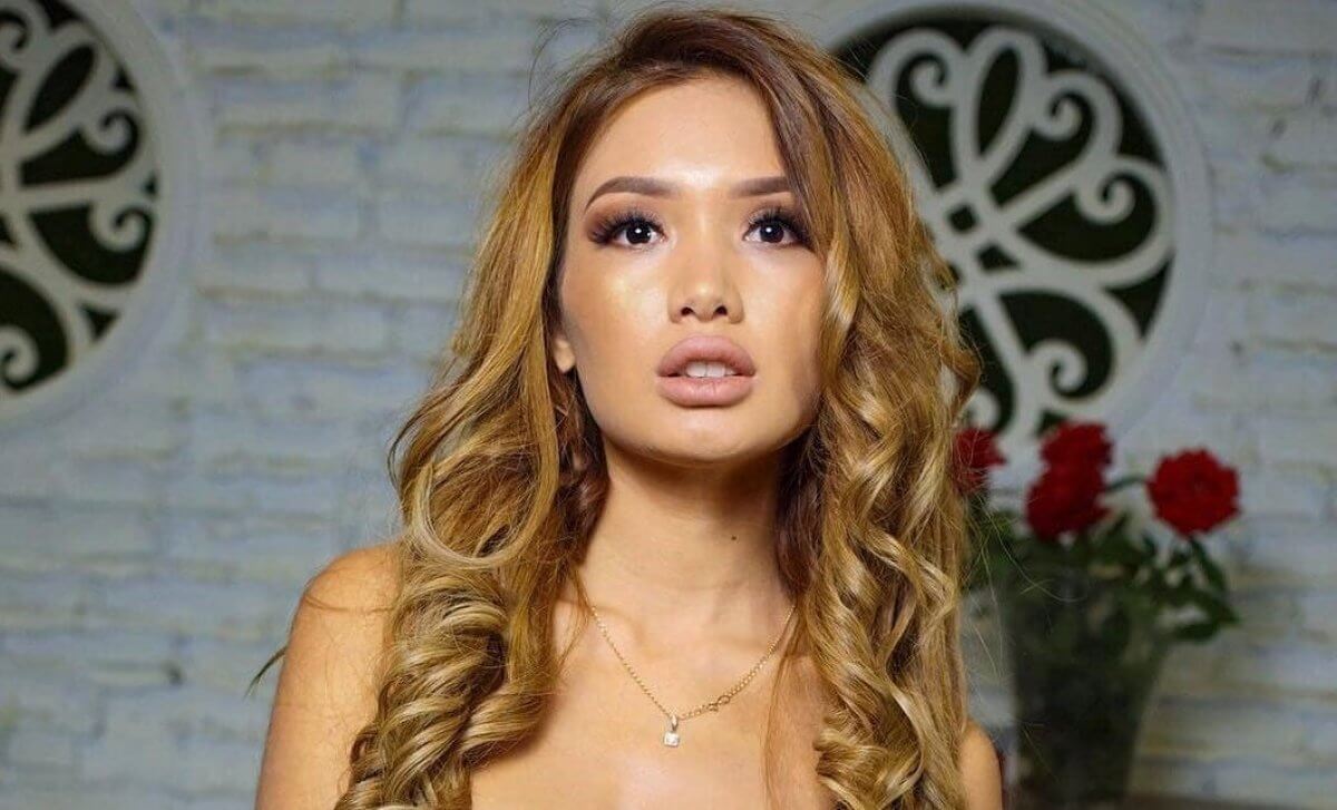 "Муж не помеха": абсолютно обнаженная Айжан Байзакова шокировала подписчиков