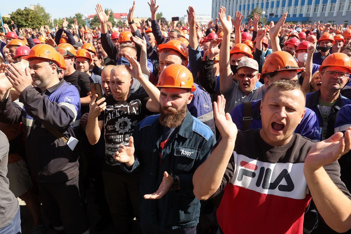 Забастовка работников "Казахмыса" из-за вакцинации? Появились подробности по ситуации