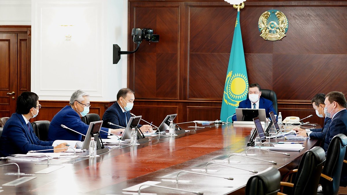 Реализация Дорожной карты партии «Nur Otan» находится на особом контроле Правительства - Аскар Мамин