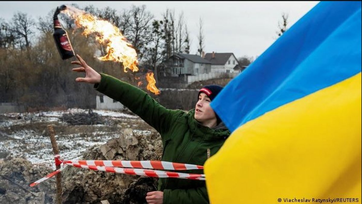 106-ой день войны: Зеленский разрывает последние связи с Россией