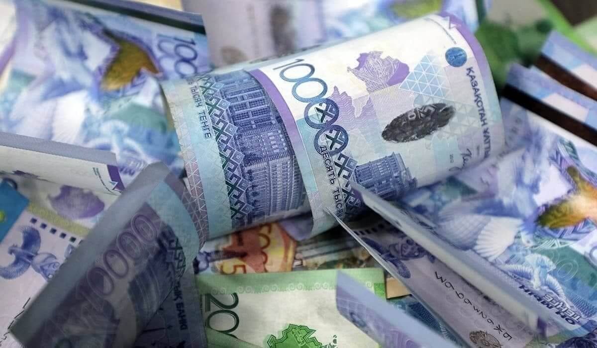 Больше налогов стали собирать в Казахстане
