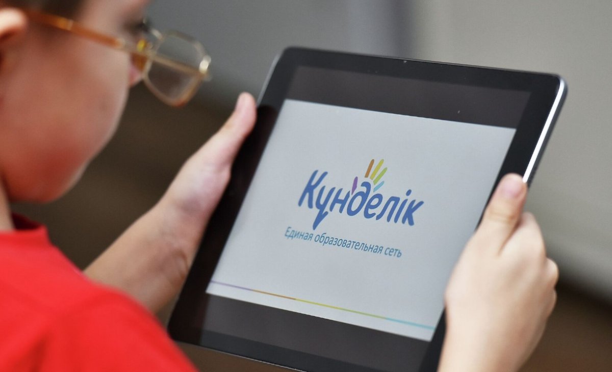 Кто будет выбирать и покупать планшеты для казахстанских школьников