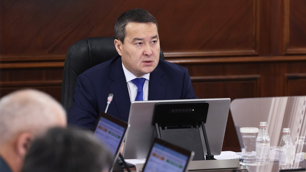 Незамедлительными кадровыми решениями пригрозил министрам Смаилов