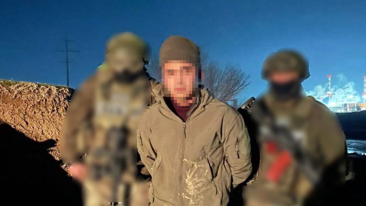 КНБ выявил канал поставок наркотиков в крупные города Казахстана