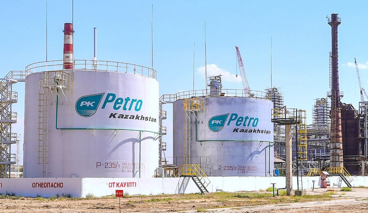 Скончался топ-менеджер казахстанского нефтяного гиганта. Ему было 35 лет