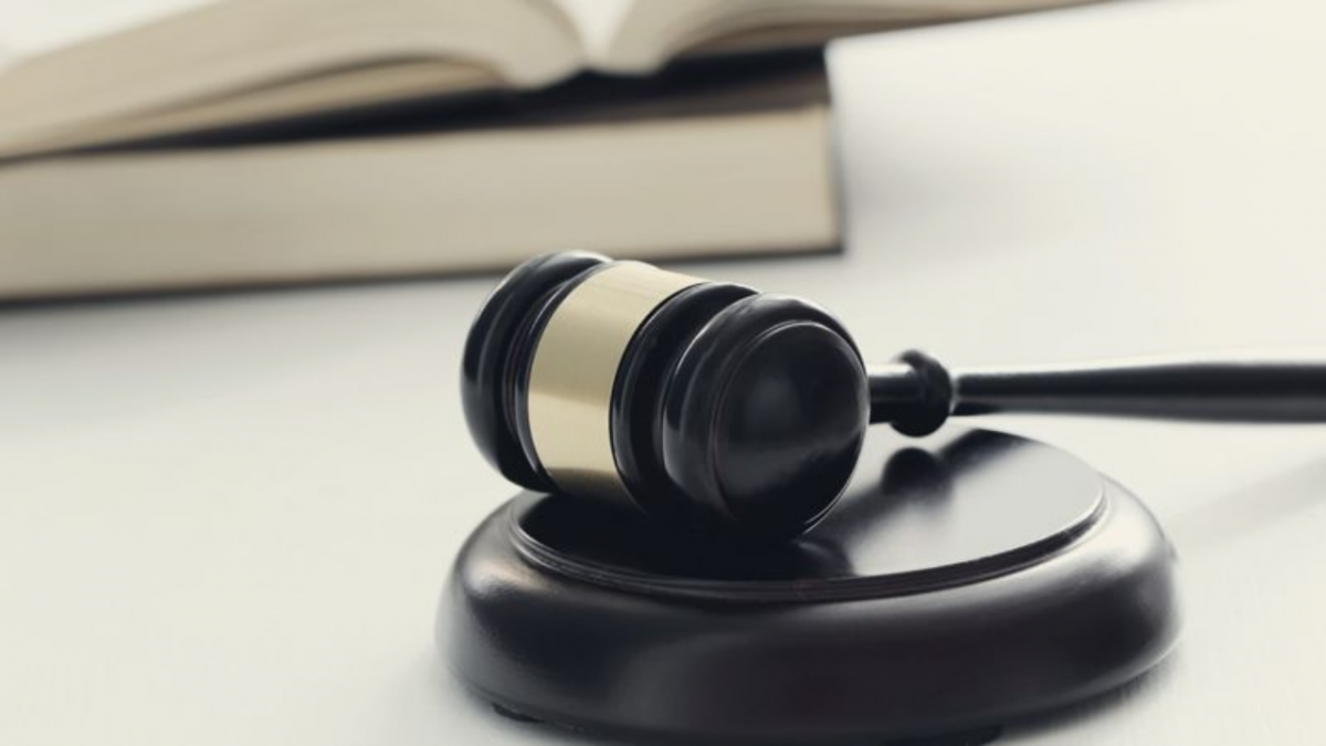Глава управления охраны окружающей среды Астаны подозревается в коррупции