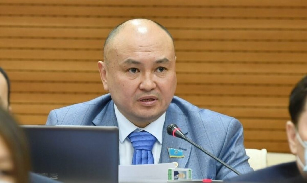 Наглые представители Старого Казахстана из RAMS не возвращают землю студентам – депутат