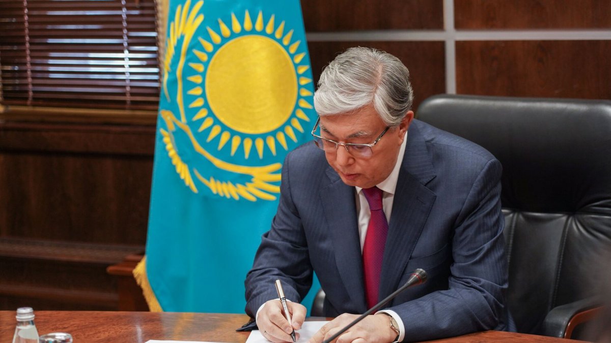 Токаев подписал закон о семейно-бытовом насилии