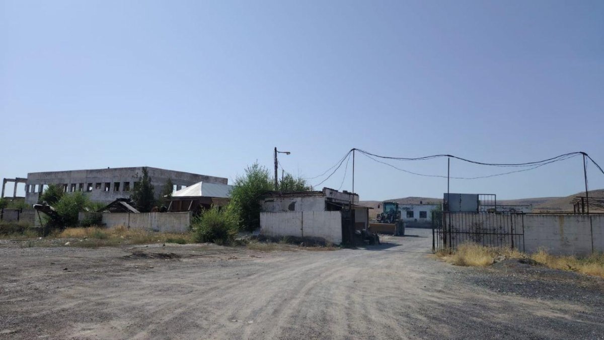 В 111 раз ниже реальной стоимости была продана коммунальная собственность