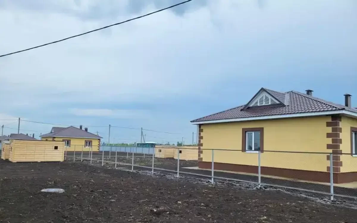 Почти 100 пострадавших от паводка семей ждут жилье в районе СКО